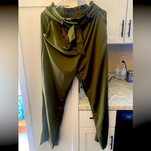 Women’s Paper Bag Pants